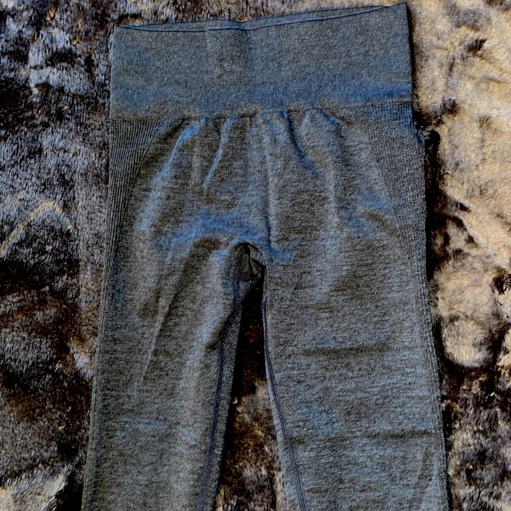 Seamless Scrunch Contour Legging